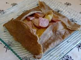 Idees De Garnitures Pour Galettes Bretonnes En 2020 Galette Bretonne Galette Galette De Sarrasin
