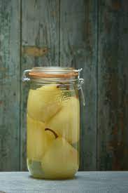 Recette Poires Au Sirop Le Parfait Video Recette Video Poire Recette Recette Noel Plat Recette