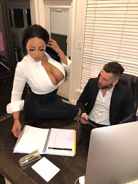 TW Pornstars - Kiara Mia. Twitter. Putting in overtime at the office,  helping my boss with. 5:20 AM - 8 Oct 2021