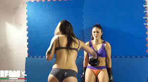 Italian Female Wrestling