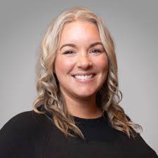 Yesterday was special. It was an honor to be named to the Portland Business  Journal's 40 Under 40. No one's self made. After being honored, I wanted to  honor 40 people who