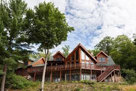 Coventry log homes has been producing the finest quality log homes and cabins with family experience starting in the early seventies. For New Hampshire S Ski Home Buyers The Icier The Better Mansion Global