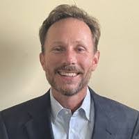 Kris Crossman's Instagram, Twitter & Facebook