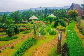 Berikut tempat wisata menarik yang berada di puncak bogor. 12 Rekomendasi Wisata Alam Yang Indah Di Bogor Gak Cuma Puncak