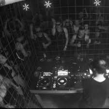 Stream Elvin Key music