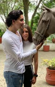  vivo de mis sueños y soy feliz cumpliendolos. Conoce A Alexia La Novia Del Hijo De Alejandro Fernandez