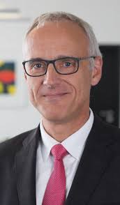 Vorstand Kay Hoffmann verlässt Sparkasse Celle-Gifhorn-Wolfsburg.