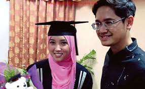 He has been involved in a number of other areas of the malaysian film industry as well, having been a producer, screenwriter and editor. Pin Di Brainfood