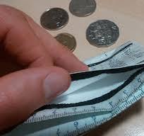 Adding a coins pocket to Mighty Wallet: a DIY adventure
