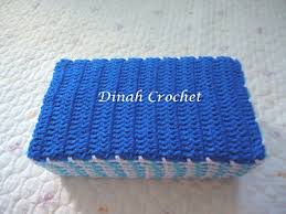 Yang akan saya jelaskan adalah cara untuk membuat tempat tisu dari pelepah pisang, bahannya gampang dicari bukan. Dinah Crochet Ruffle Tissue Box Cover