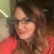 Beth Hanson (@Hanson_Sings)