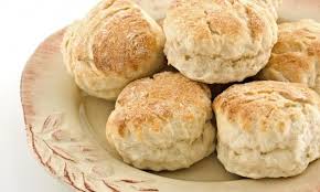 Les Scones Sont Traditionnellement Fabriques Avec Du Beurre Du Sucre Des œufs Et De La Creme Voici Une Versio En 2020 Recette Scones Recette Biscuit Recette Baklava