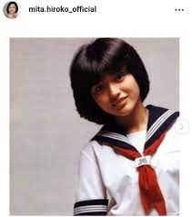 三田寛子、４０年前の１６歳セーラー服姿を公開「本当に変わらないかわいさです」「懐かしいぃ」 : スポーツ報知