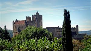 Les visiteurs 2, known as the visitors ii: Chateau De Beynac Medieval Castle In Dordogne France Youtube