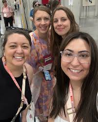 PEACH + HONEY STUDIO (@peachandhoneystudio) • Instagram photos and videos