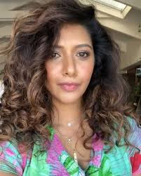 MEET TINY... ————————————————— Cape Town's very own Nurdeen Thomson plays  the role of Tiny in Bhai's Cafe. He adds the perfect mix of humour and  talent to this cast. Bhai's Cafe is