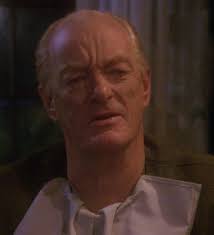 How do you think Picard the show would be different if Robert and Rene  didn't die? : r/Picard