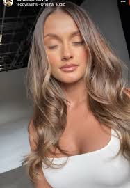 Amanda Busch (amandalbusch)