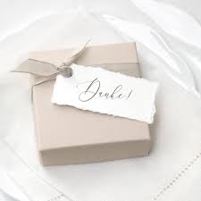 Ortsschild zur hochzeit nicht nur gäste finden bei uns ausgefallene geschenke zur hochzeit auch das brautpaar selber kann hier tolle geschenke als dankeschön für die vielen. Freebie Zauberhafte Danke Anhanger Karten Mit Kalligraphie