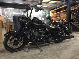 Fmb Choppers 16 Mercenary Ape Hangers On A 2017 Harley Road King Harley Harleydavidson Motorcycl Custom Motorcycles Harley Road King Ape Hanger Handlebars