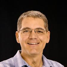 Students, staff, and faculty honored with Department of Physics awards