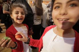 Easter 2012: Easter Egg Hunts And Rolls Around the World [PHOTOS]