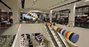 Simons offers a sneak peek before tomorrow's grand opening at Park Royal