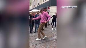 Patrick balkany de nouveau mis en examen pour abus de biens sociaux et prise illégale d'intérêts. Fete De La Musique Patrick Balkany Filme En Train De Danser Dans Les Rues De Levallois Perret Video Dailymotion
