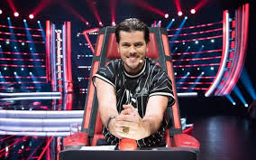 See more of david carreira on facebook. The Voice Mickael Carreira Conta Com Presenca Especial E Sempre Uma Forca Importante Para Mim Vip Pt