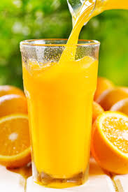 Au final, retenez que les jus de fruits sont naturellement aussi sucrés que. Un Verre De Jus D Orange 7 Morceaux De Sucres