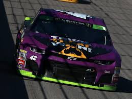 Kyle busch won stage 1 under caution as kyle larson suffered heartbreaking engine failure. Kyle Larson Falls Short With Late Race Charge At Kansas Accesswdun Com