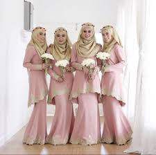 Kurung moden eryna is the latest collections from maribeli butik made of a very high quality, comfortable to wear, and very nice dobby exclusive material. Instock Aileen Lace Kurung Dusty Pink Xxl Women S Fashion Muslimah Fashion On Carousell