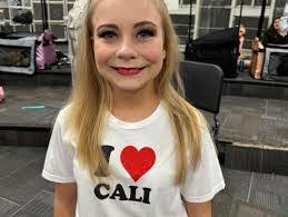 Mallory Dalton's Instagram, Twitter & Facebook