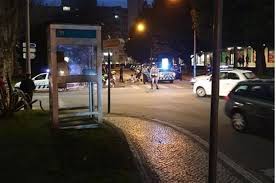 Esse vídeo começou a circular no finalzinho de 2008 e mostra um rapaz caindo de uma escadaria, rolando vários lances de escada de forma brutal e no final da queda, quando ele, inacreditavelmente. Jovem De 15 Anos Atropelado Por Carro Da Psp Em Braga