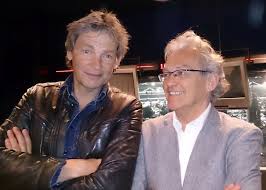 Hoewel matthijs veel in de spotlights staat, houdt hij zijn gezinsleven vooral uit de aandacht. Matthijs Van Nieuwkerk Sprak De Tekst In Voor De Aangepaste Commercial Van Het Bio Vakantieoord De Commercial In Combinatie Met De Zo Herkenbare Stem Commercial