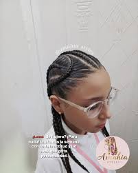 La perfección está en los detalles. ​Inicia tu semana con la comodidad de  unas trenzas que reflejan tu estilo único. Ideales para el deporte, el  estudio y todo lo que se te cruce en el camino. ...