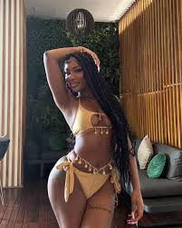 Ivorian Doll - Free pics, galleries & more at Babepedia