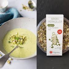 Mikro Herkullerden Organik Mas Fasulyesi Filizi Ile Guzel Ve Saglikli Bir Corba Yapmaya Ne Dersin Biz Icine Bir Kutu Organi Food Cheeseburger Chowder Chowder