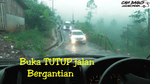 Perjalanan perdana naik setia negara al farruq dari tanah tinggi menuju kuningan. Asal Usul Si Ratu Jebor Kondektur Cewek Bus Alfarruq Mr Gaplex Youtube