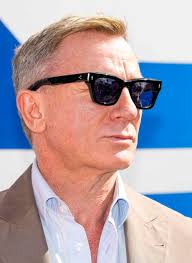 Daniel Craig's sultry new photoshoot has the gays questioning everything