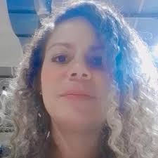 Showsero que son porque escriben una cosa para dejar intriga, lo único  importante de la silla de montar es que encuentran a Aemond muerto  encadenado a la silla de montar del dragón