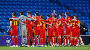 The football association of wales. Em 2021 Wales Macht Ein Teamfoto Und Das Netz Rastet Aus Stern De