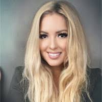 Eva Suarez's Instagram, Twitter & Facebook