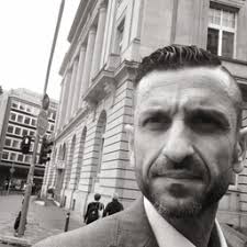 The swift code deutde2h258 is used to perform wire transfer electronically between deutsche bank soltau, germany and other participating branches in the world. Robert Foglia Senior Portfolioberater Professional Deutsche Bank Ag Xing