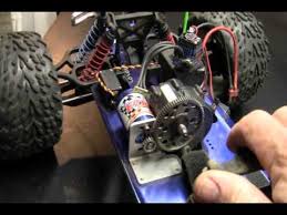 how2rc traxxas t maxx revo conversion to brushless electric battery power