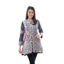 Model batik dress lengan 3/4 ini jadi kece karena warnanya yang juga lembut di mata. 55 Model Seragam Batik Kantor Wanita Paling Di Cari Hassa Batik