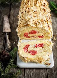 Buche Erable Framboises Et Chocolat Blanc Ricardo Recipe Cake Roll Recipes Maple Syrup Recipes Food