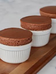 Casserole Chocolat Page 4 Gourmandises Evenements Gastronomiques Et Cours De Cuisine Souffle Au Chocolat Patisserie Recette Patisserie
