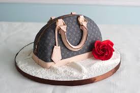 Small round louis vuitton bag. Designer Handbag Cake Tutorial
