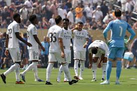 El Real Madrid "rechaza firmemente" jugar partido en EE.UU. y advierte de "un punto de inflexión en el mundo del fútbol"